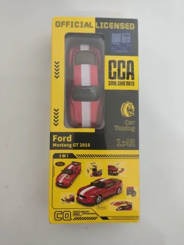 MINIATURA CCA FORD MUSTANG GT 2018 VERMELHO 1/42