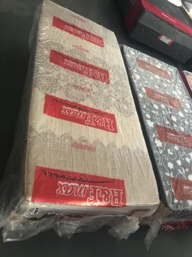 CAMA BOX SOLTEIRO NOVA