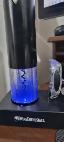 Abridor de vinhos elétrico Wineenthusiast