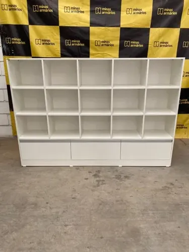 Colmeia horizontal 15 Nichos 3 gavetas  125x180x30