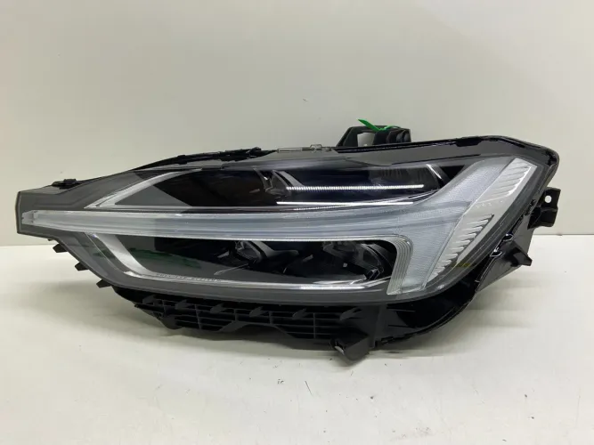Farol Volvo Xc60 2018 2019 2020 2021 Esq Com Led Sem Modulos