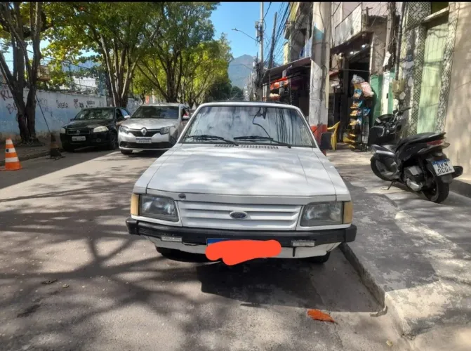 Ford Pampa L 1.6 (álcool) 1995