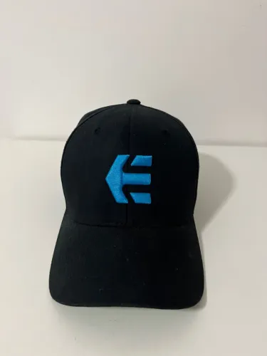 Boné Etnies Flexfit