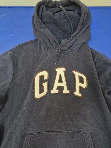 Moletom Gap Preto com Capuz
