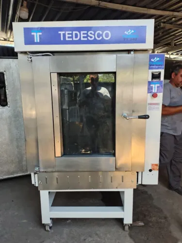 Forno Turbo Elétrico 8 telas Tedesco