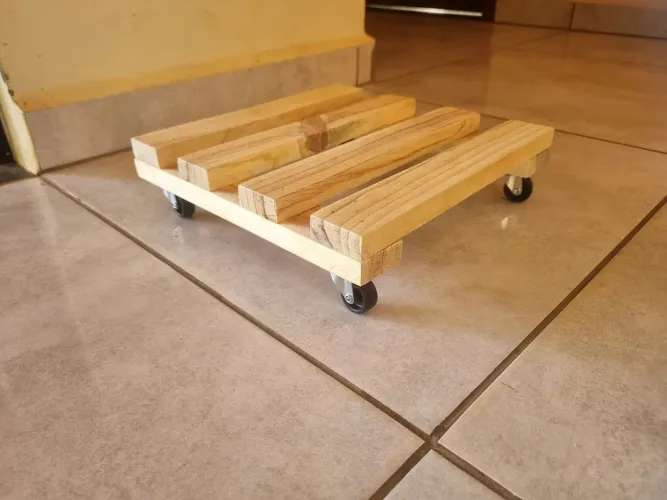 Suporte para Vaso e Botijão de Gás.