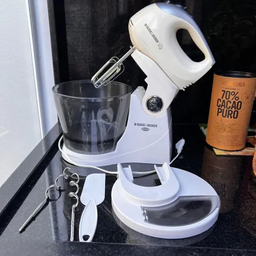 Batedeira Black & Decker 127v