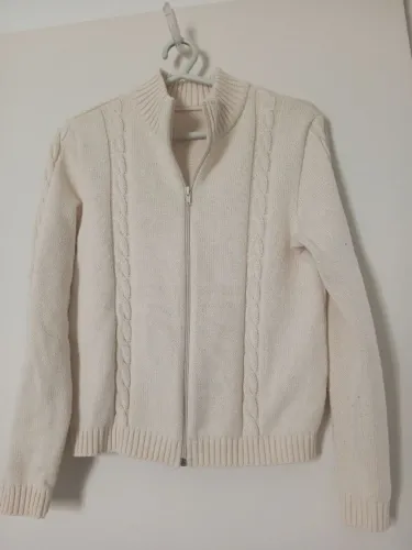 Casaco de Tricô creme com Zíper