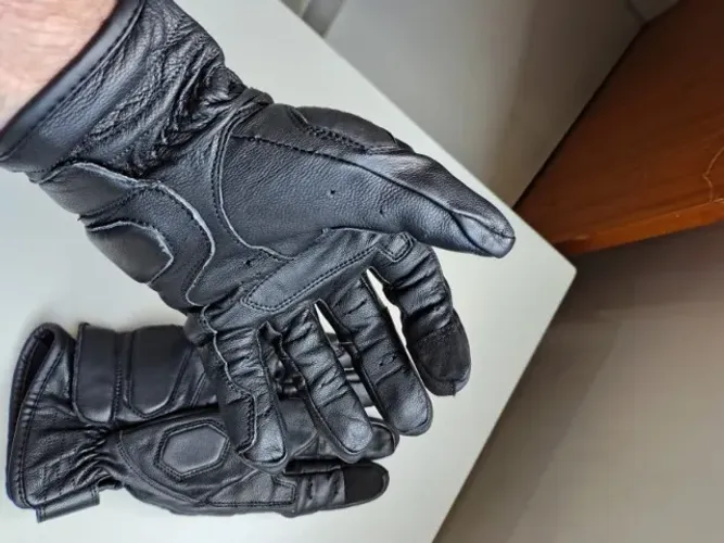Luvas X-11 modelo Urban Pro preta