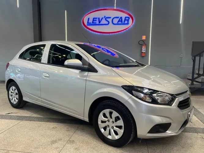 Chevrolet Onix Hatch LT 1.0 8V Flex Mec. 4P 2018