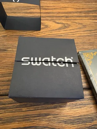 Relógio swatch em aço
