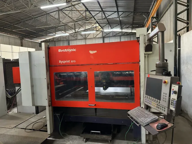 Vende-se ou Troca-se Corte Laser Bystronic CO2  