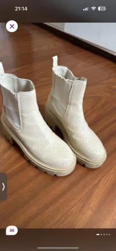 Bota schutz branca couro 