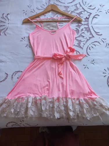 Doacão, leia o anúncio. Vestido feminino marca Ombongo