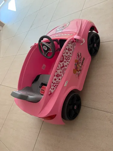 Carrinho elétrico com controle remoto Patrulha Canina SKye 