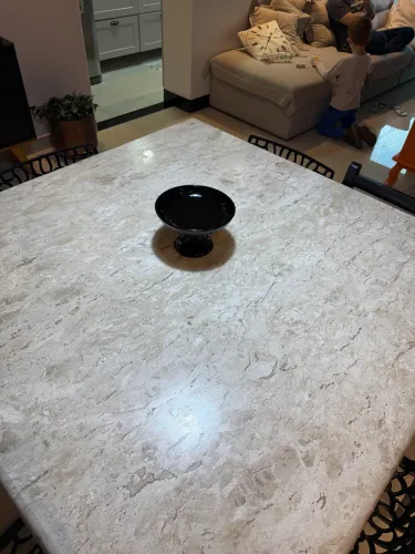 Mesa de Mármore travertino