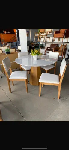 Mesa de Jantar 4 Cadeiras 