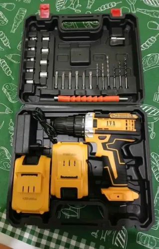 Furadeira Parafusadeira Nova Com 2 Baterias e 48V