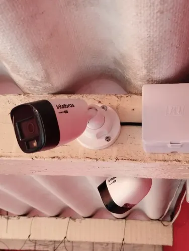 Kit de Câmeras de Segurança Intelbras altíssima resolução 