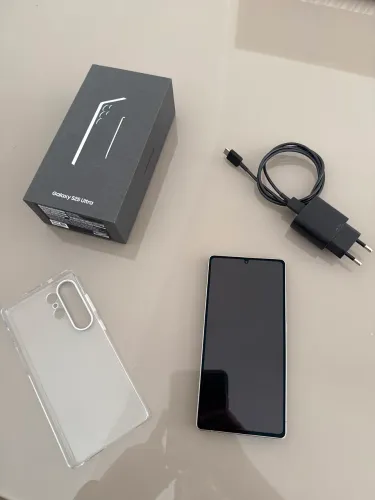 Vendo Samsung Galaxy S25 Ultra (usado)