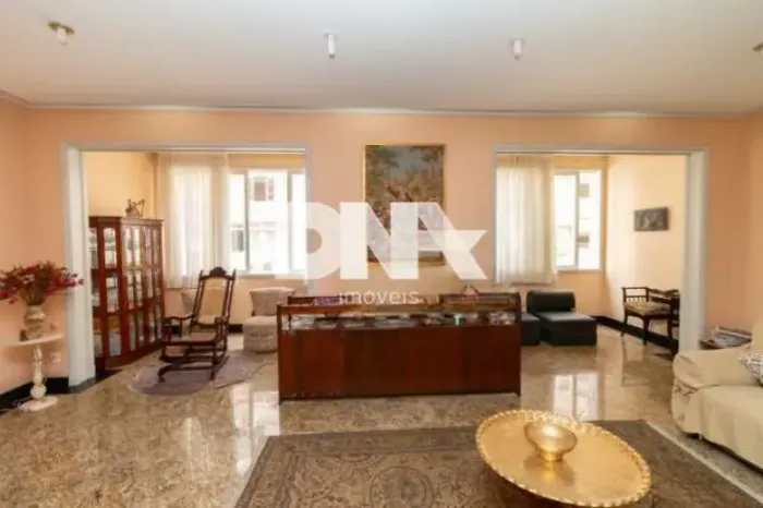 Apartamento - / Residencial / Ipanema