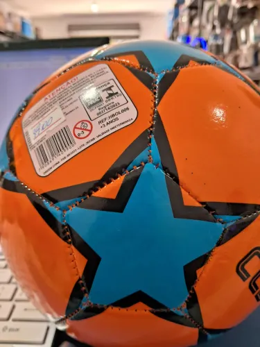 Bola de Futebol Infantil Estrelas - +3 Anos