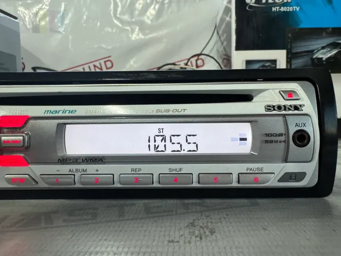 Cd radio com Bluetooth Sony marine náutico lindo aparelho na promoção so 899,99