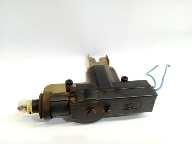 Atuador Destrava Traseiro Direito Vw Parati Surf G4 1.6 Ap