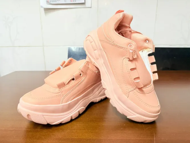 Tênis feminino