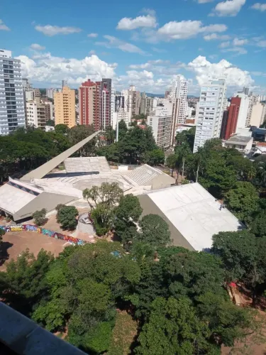 Apartamento para venda e locação com 4 quartos no Centro, Campinas.