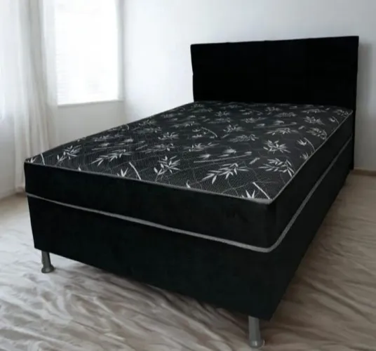 Promoção imperdível por 750 Cama box casal nova com molas ensacadas toda acolchoada 