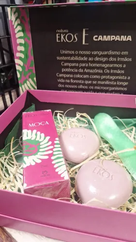 Kit Natura Presente Moça na Caixa 