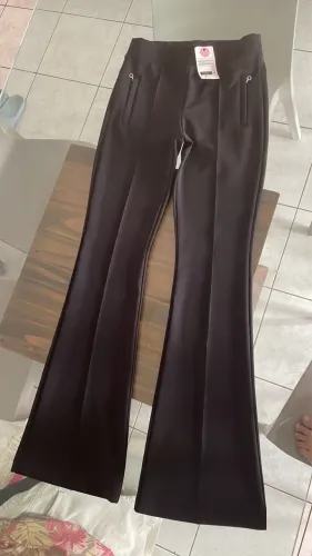 Calça preta feminina