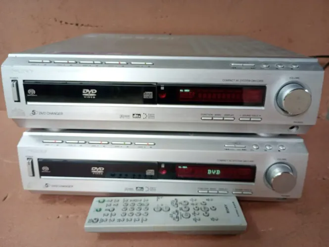 Home theater Sony modelo DAV-C450