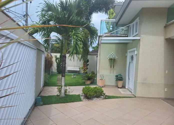 Casa Duplex c/ piscina Rio da Prata de Campo Grande aceita financiamento todos bancos 
