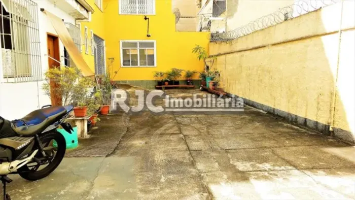 Casa de 60 metros quadrados no bairro Vila Isabel com 3 quartos