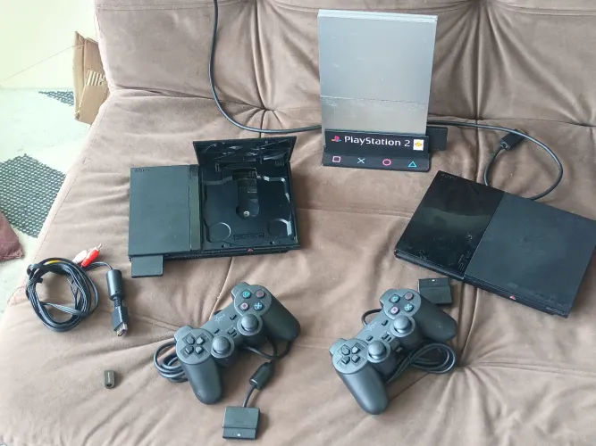 PlayStation 2 completos com vários jogos a partir de R$ 320,00