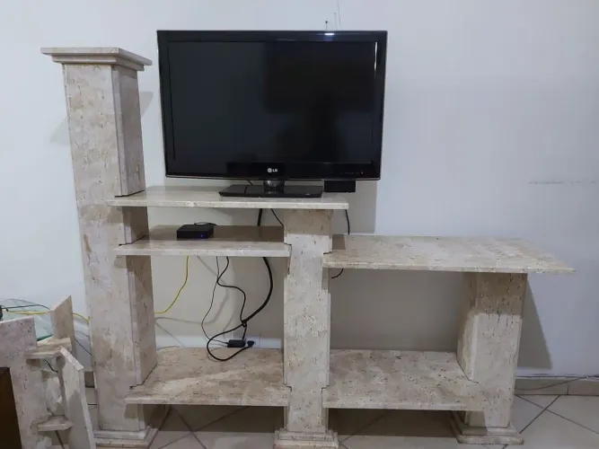 Rack de TV em Mármore travertino