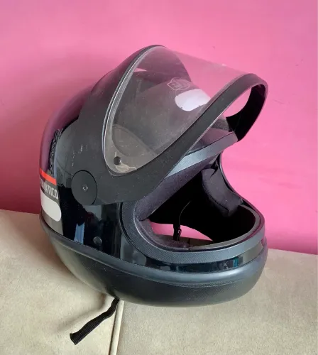 Capacete moto