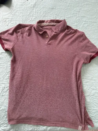 Blusa polo cor vinho