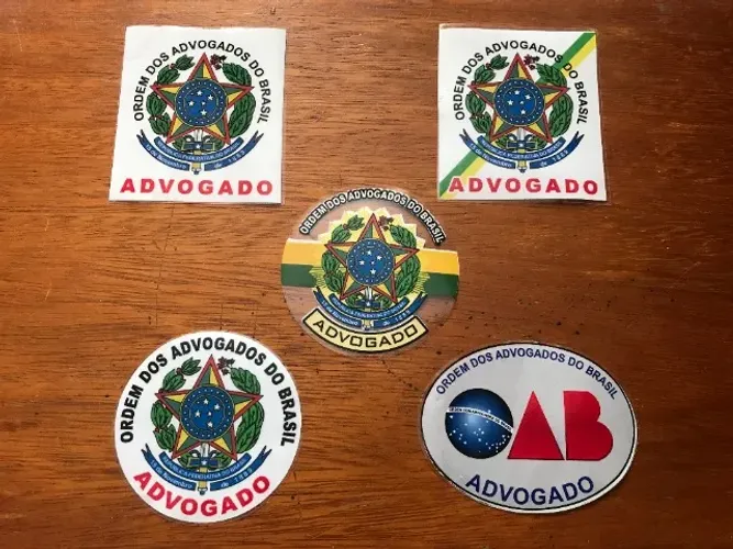 Adesivos Advogado ou Advogada em vários modelos para uso interno