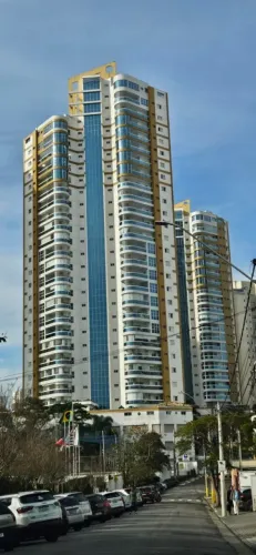 Cobertura Duplex para Locação em Mogi das Cruzes.