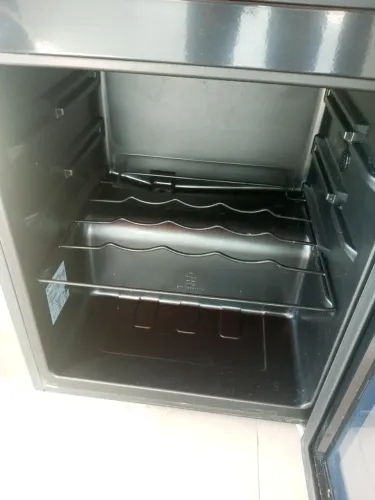 Frigobar Electrolux