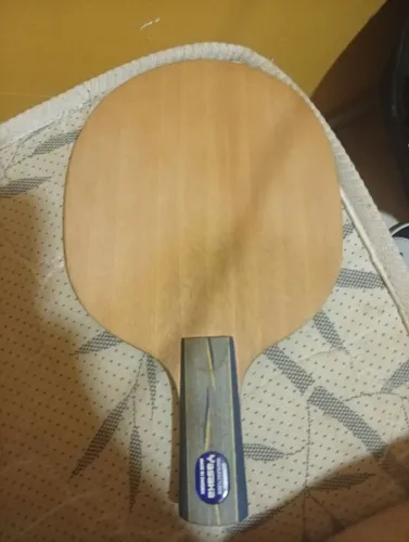 Madeira de tênis de mesa yasaka ma lin soft carbon