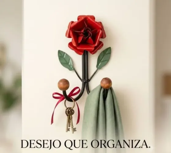 Gancho cabideiro duplo rústico rosa vermelha