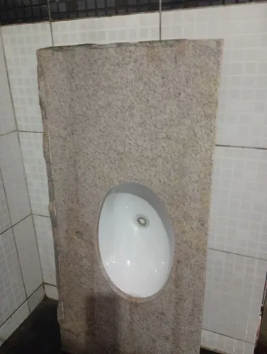 Pia para banheiro medido 115 de altura por 55comprimento