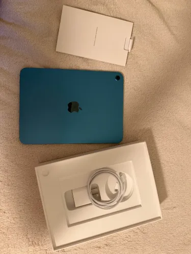 iPad 11ª geração / a16 - Azul 