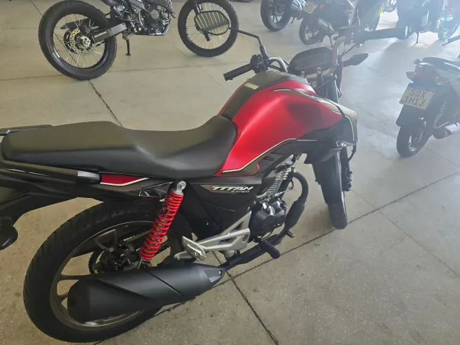 Moto série especial 50 anos da honda