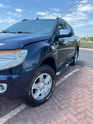 Ford Ranger Limited 3.2 20V 4X4 CD Aut. Dies. 2014