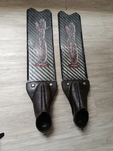 Nadadeira Carbono C4 - Tam 42/44